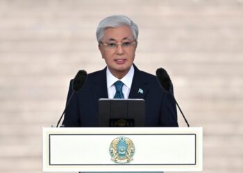 Президент: «Таяу арада Үкімет мемлекеттік рәміздерді орынды пайдалану мәселесі бойынша қаулыға қажетті түзетулерді енгізеді»