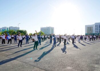 ҚҰРЫЛТАЙ: ТҮРКІСТАНДА 1 МЫҢҒА ЖУЫҚ АДАМ ТАҢҒЫ ЖАТТЫҒУ ЖАСАДЫ