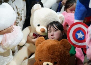ТҮРКІСТАНДА БАЛАЛАРҒА ҚУАНЫШ СЫЙЛАҒАН ҚАЙЫРЫМДЫЛЫҚ ІС-ШАРАСЫ ӨТТІ