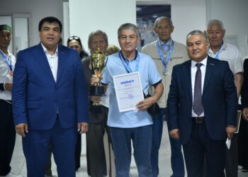 ҮШ ҰРПАҚ – ОРТАҚ МҰРАТ: ШЫМКЕНТТЕ ҚАРИЯЛАР ӨЗАРА КІМ МЫҚТЫНЫ АНЫҚТАДЫ