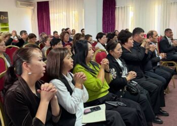 ШЫМКЕНТТЕ ТӘРБИЕ ІСІ МЕҢГЕРУШІЛЕРІНЕ АРНАЛҒАН КЕЗДЕСУЛЕР ӨТТІ